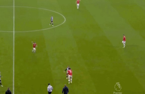 1640747660058085363.gif 马圭尔B费.gif