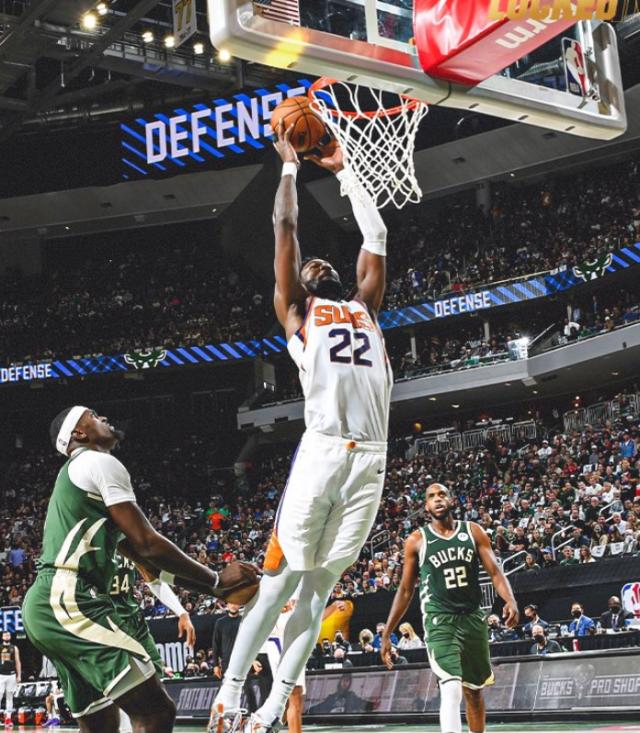 沙巴体育官网-布帅抱怨罚球太少获回报 G3输球蒙蒂火速表达不满